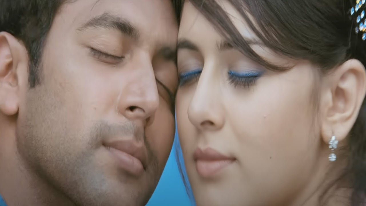 Nenjil Nenjil Lyrics in Tamil