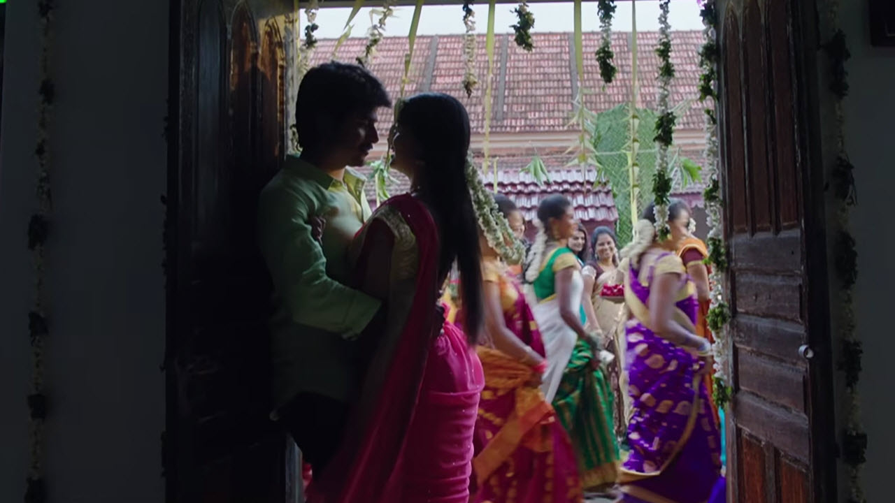 Un Mela Oru Kannu Lyrics in Tamil
