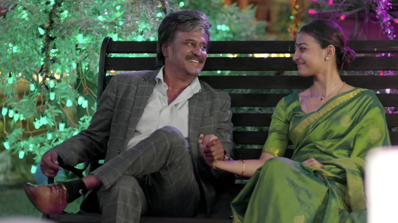 Maya Nadhi Lyrics in Tamil
