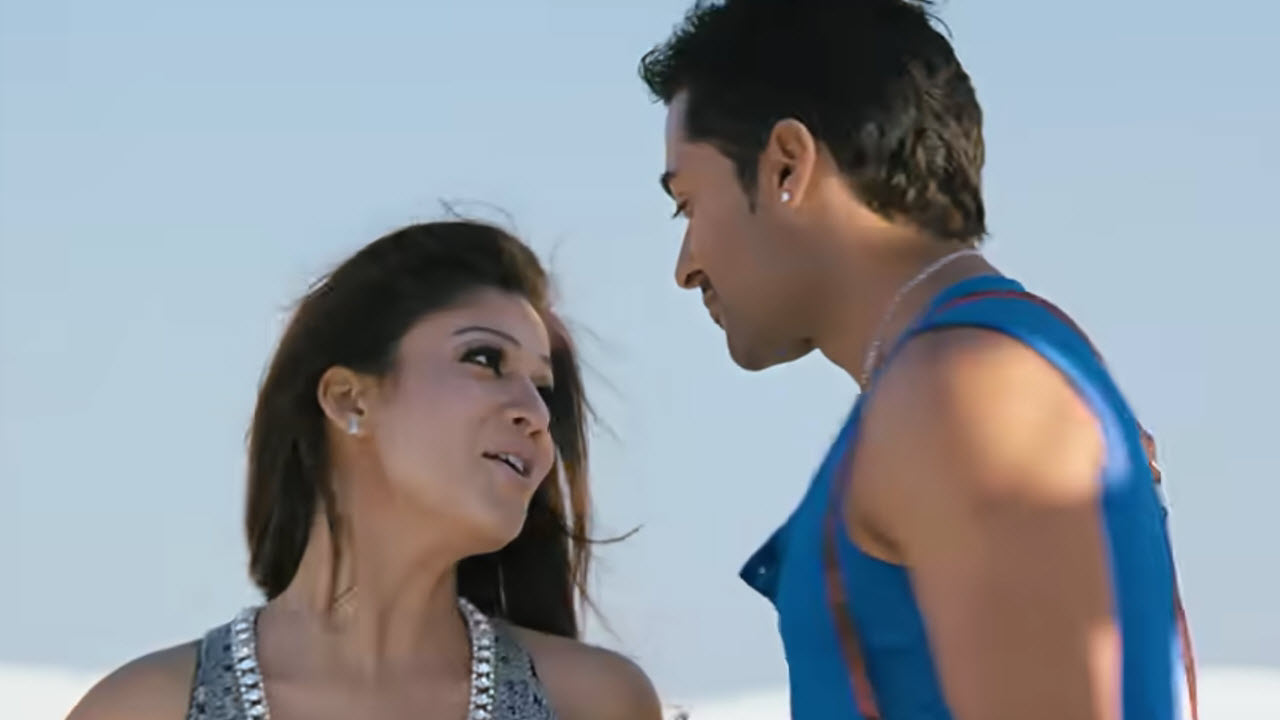 Hasili Fisiliye Lyrics in Tamil