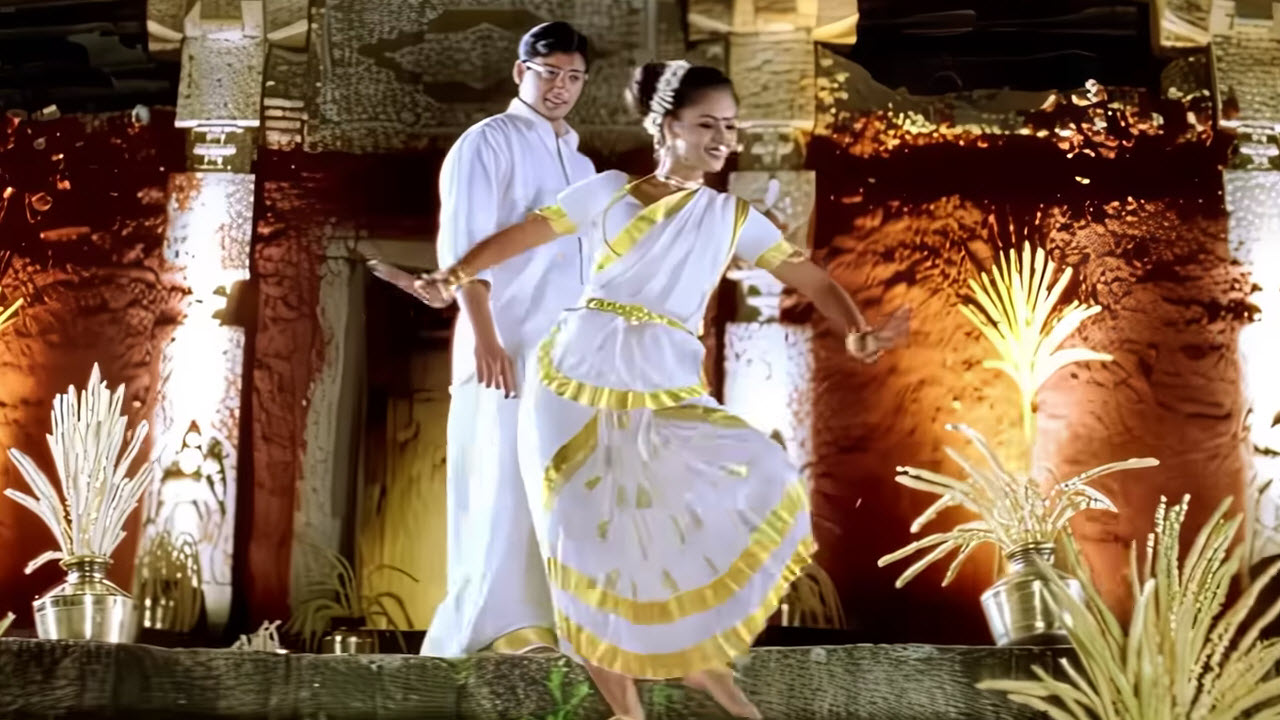 Kanave Kalaiyadhe Lyrics in Tamil